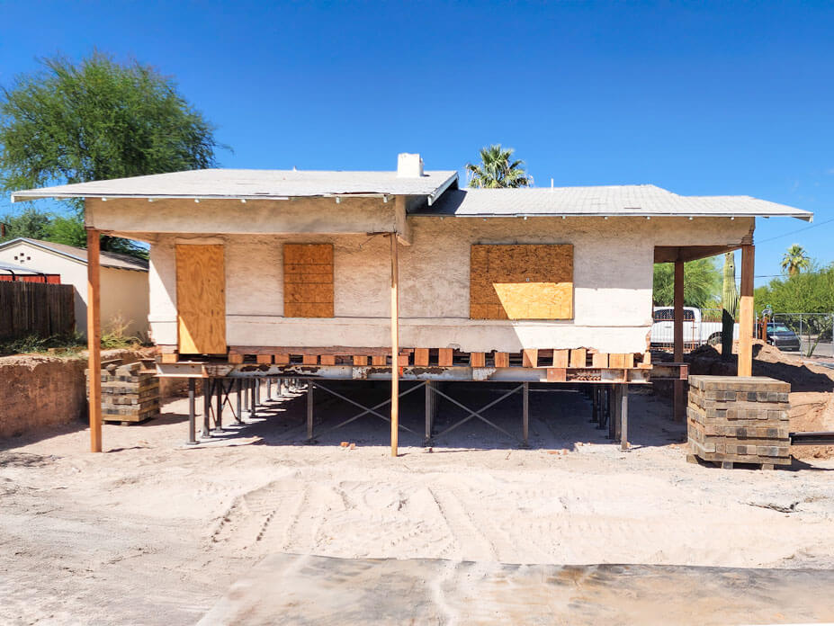 Tucson bungalow sits on pier foundation after Wolfe moves it